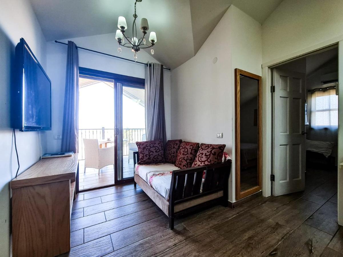 קדמת צבי Kidmat Tsvi Exterior foto